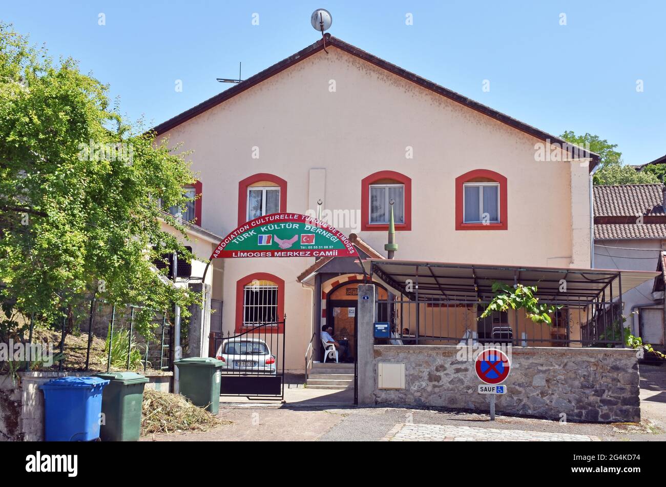 Limoges, Association Culturelle Turque de Limoges, Türkisches Kulturzentrum, in einer ruhigen Ecke der Stadt in der Nähe der Pont St Martial Stockfoto
