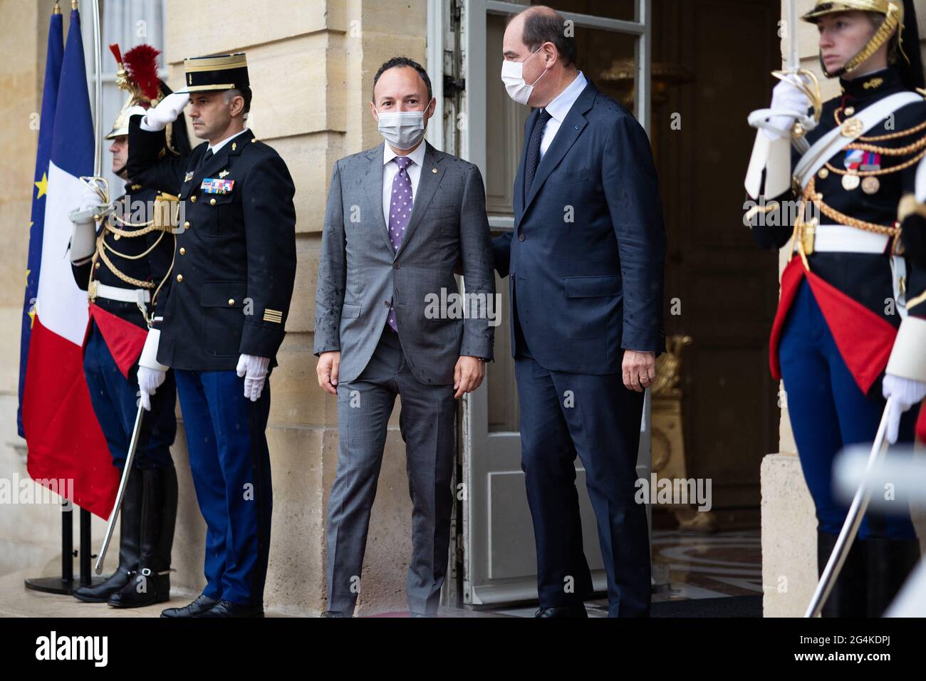 Der französische Premierminister Jean Castex trifft sich am 22 2021. Juni in Matignon in Paris mit dem Regierungschef von Andorra, Xavier Espot Zamora. Foto von Raphael Lafargue/ABACAPRESS.COM Stockfoto