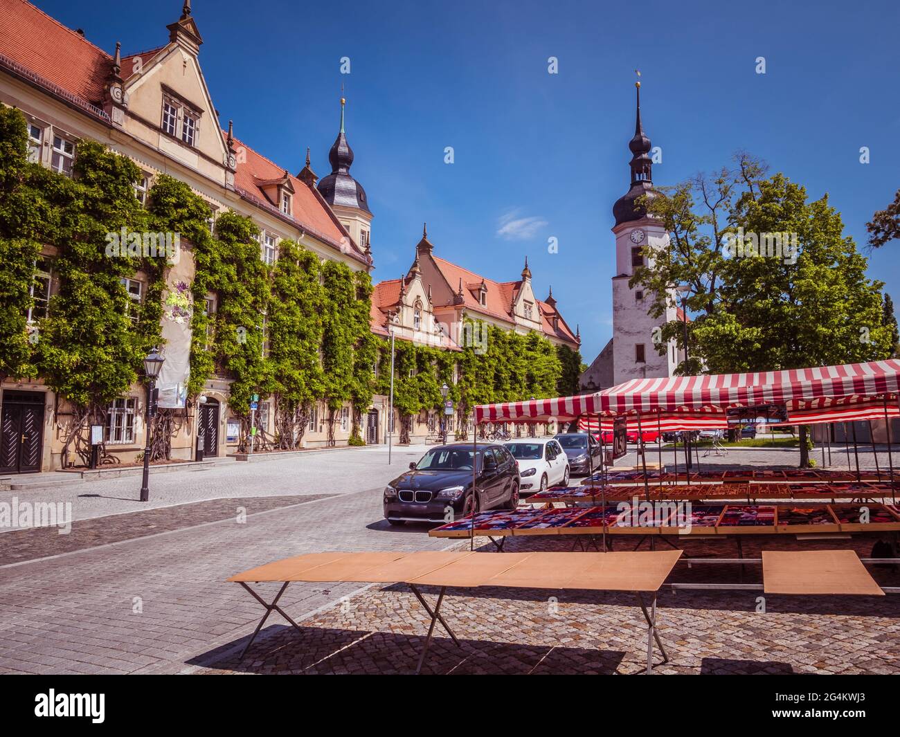 Marktplatz mit Rathaus in Riesa Sachsen Stockfoto