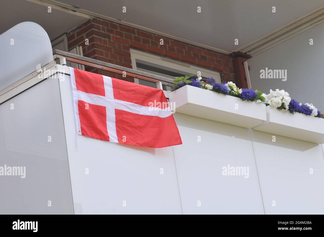 Kopenhagen/Dänemark. 212. Juni 2021, Dänen feiern Spielsieg über Russland gestern und dänemark gehen weiter in UEFA euro200 Fußballsport, dne Hang dan Stockfoto