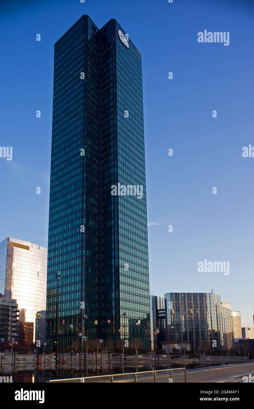 FRANKREICH, HAUTS-DE-SEINE, PUTEAUX, LA DEFENSE, GESCHÄFTSVIERTEL, CB 21-TURM Stockfoto