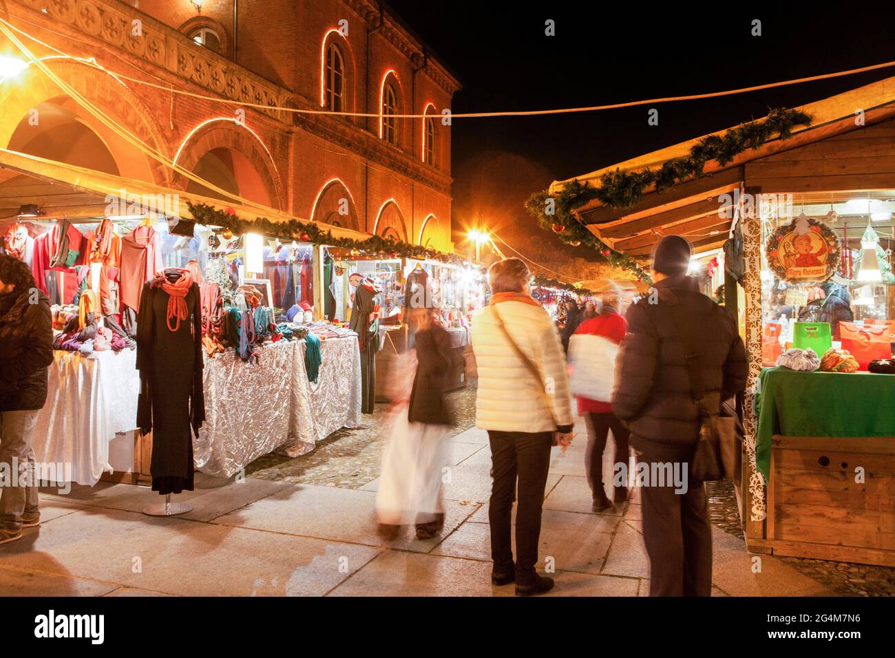 Mercatino di Natale, Weihnachtsmarkt im Viertel Borgo Dora, Turin, Italien, Europa Stockfoto