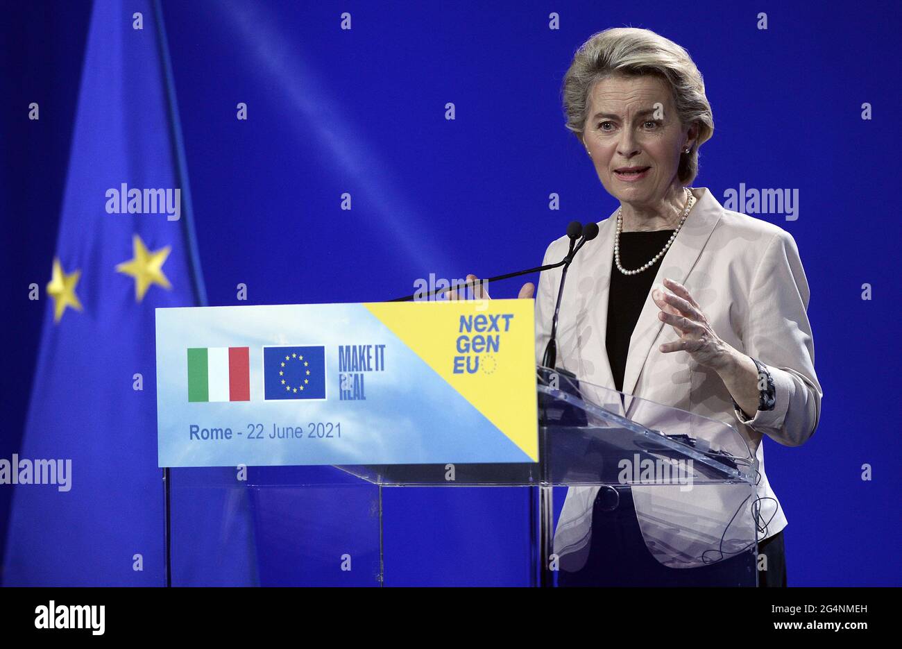 Rom, Italien. Juni 2021. Rom 22/06/2021 Mario Draghi trifft Ursula von der Leyen in den Filmstudios von Cinecittà Credit: Independent Photo Agency/Alamy Live News Stockfoto