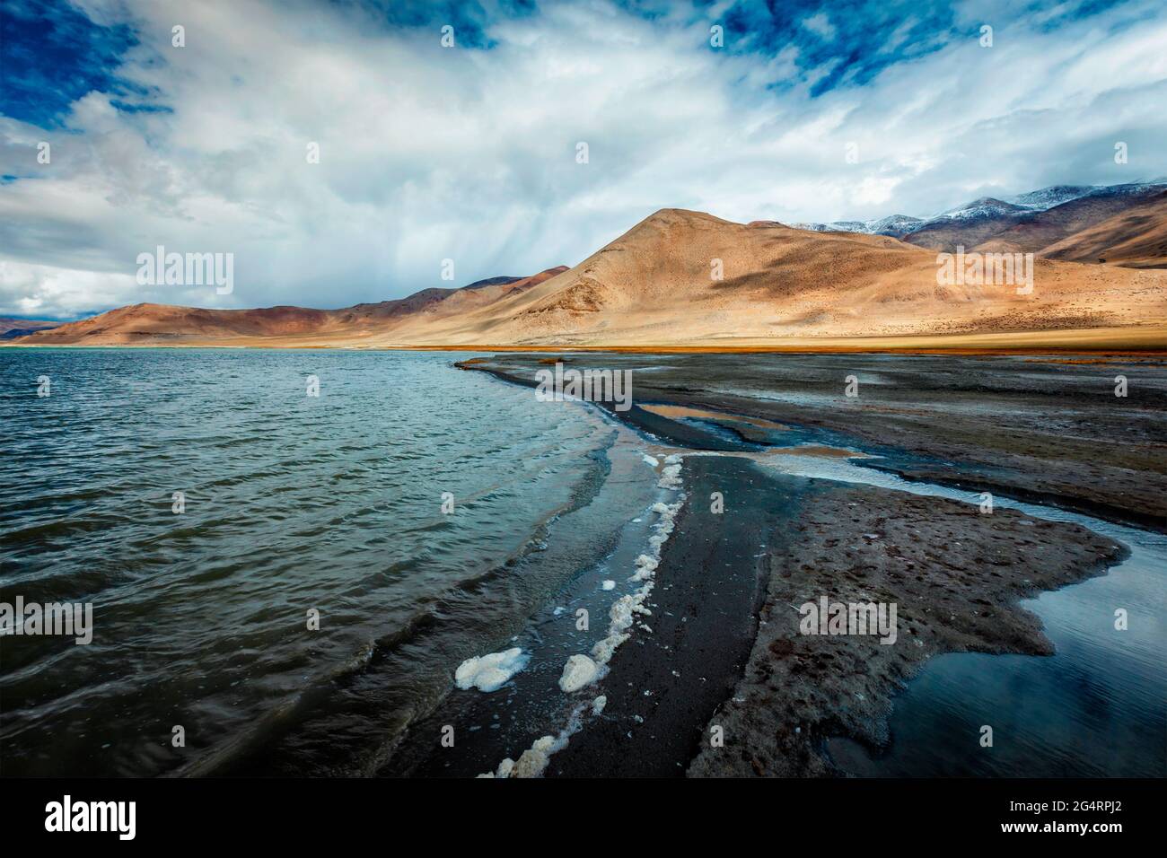 TSO Kar - schwankender Salzsee im Himalaya Stockfoto