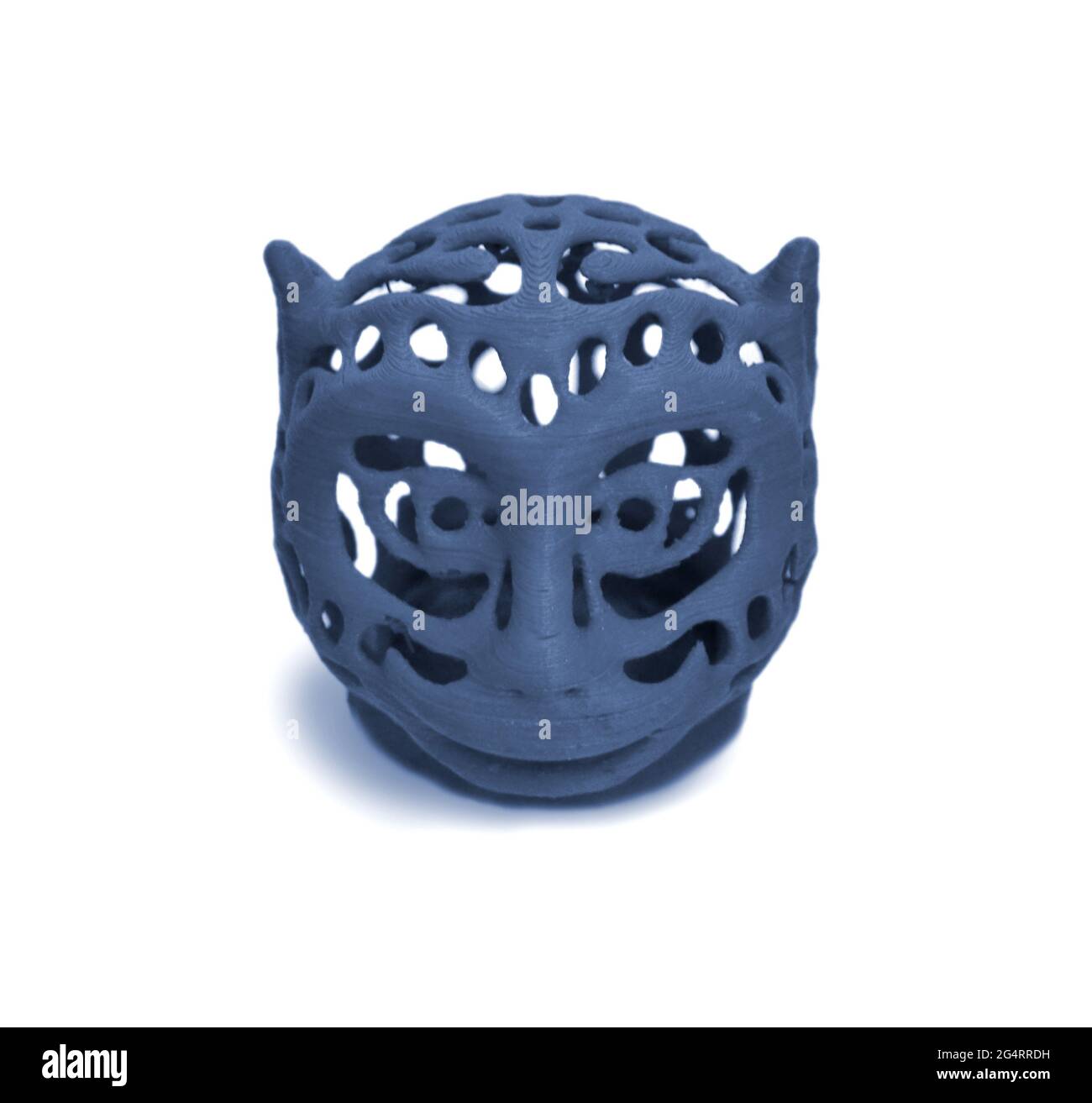 Objekte, die mit einem 3d-Drucker gedruckt werden, isoliert auf weißem Hintergrund. Stockfoto