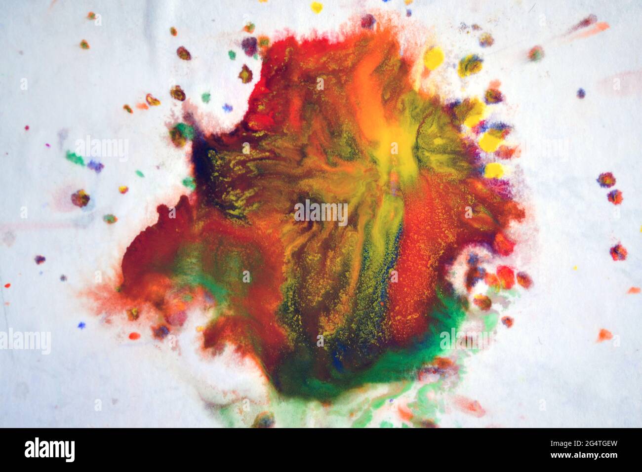 Große Flecken Flecken Flecken Flecken von Spritz gemischte Farben Stockfoto
