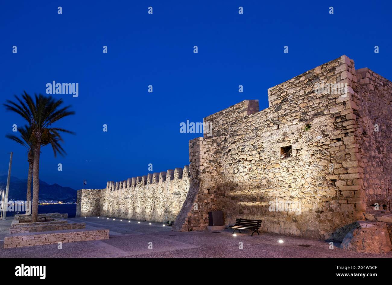 Blick auf die alte venezianische Burg von Ierapetra, bekannt unter dem türkischen Namen "Kales". Lassithi, Kreta, Griechenland. Stockfoto