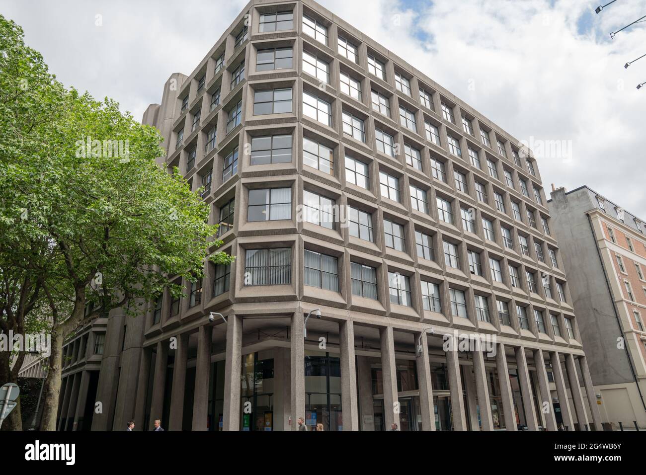 Dublin 2, Dublin, Irland, 11. Juni 2021. Department of Agriculture Building in der Kildare Street. Stockfoto