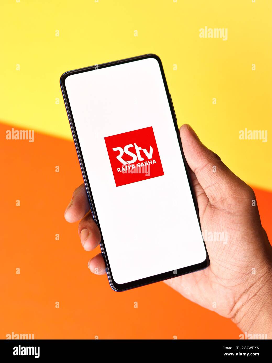 Rajya Sabha TV-Logo auf dem Telefonbildschirm Stock Bild. Stockfoto