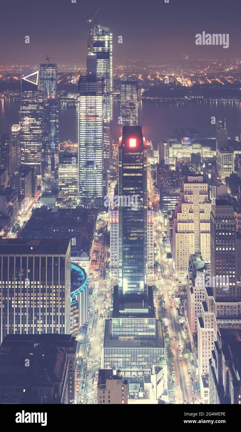 New York Stadtbild bei Nacht, Farbtonung aufgetragen, USA. Stockfoto
