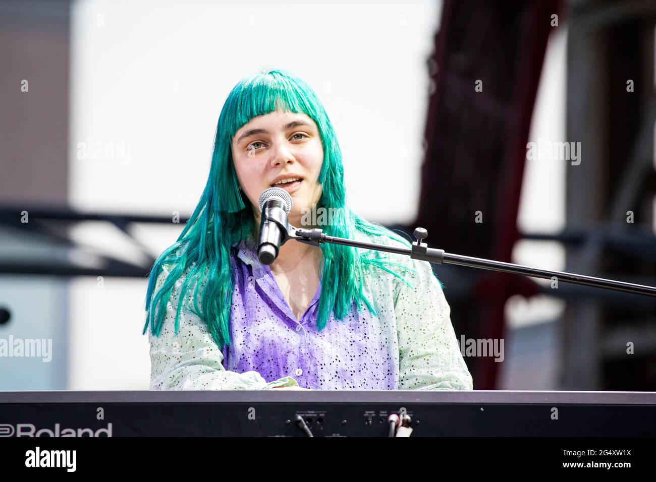 SESTO SAN GIOVANNI MAILAND, ITALIEN - 23. JUNI: Der italienische Sänger und Songwriter Casadilego tritt am 23. Juni 2021 in Sesto San Gio live in der Carroponte auf Stockfoto