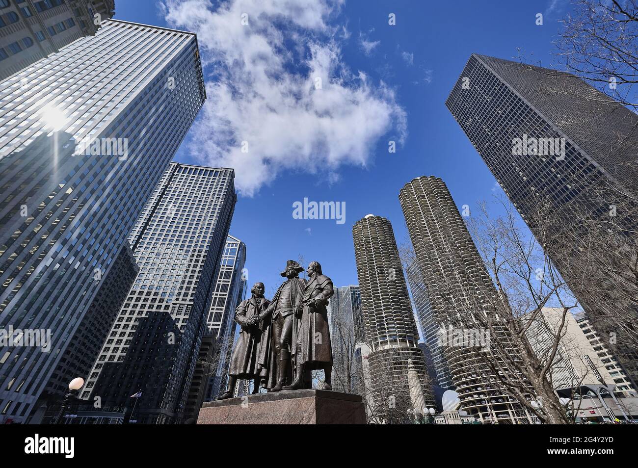 USA, Illinois, Chicago: Das Heald Square Monument , eine Bronzeskulptur-Gruppe von Lorado Taft. Es zeigt General George Washington und die tw Stockfoto