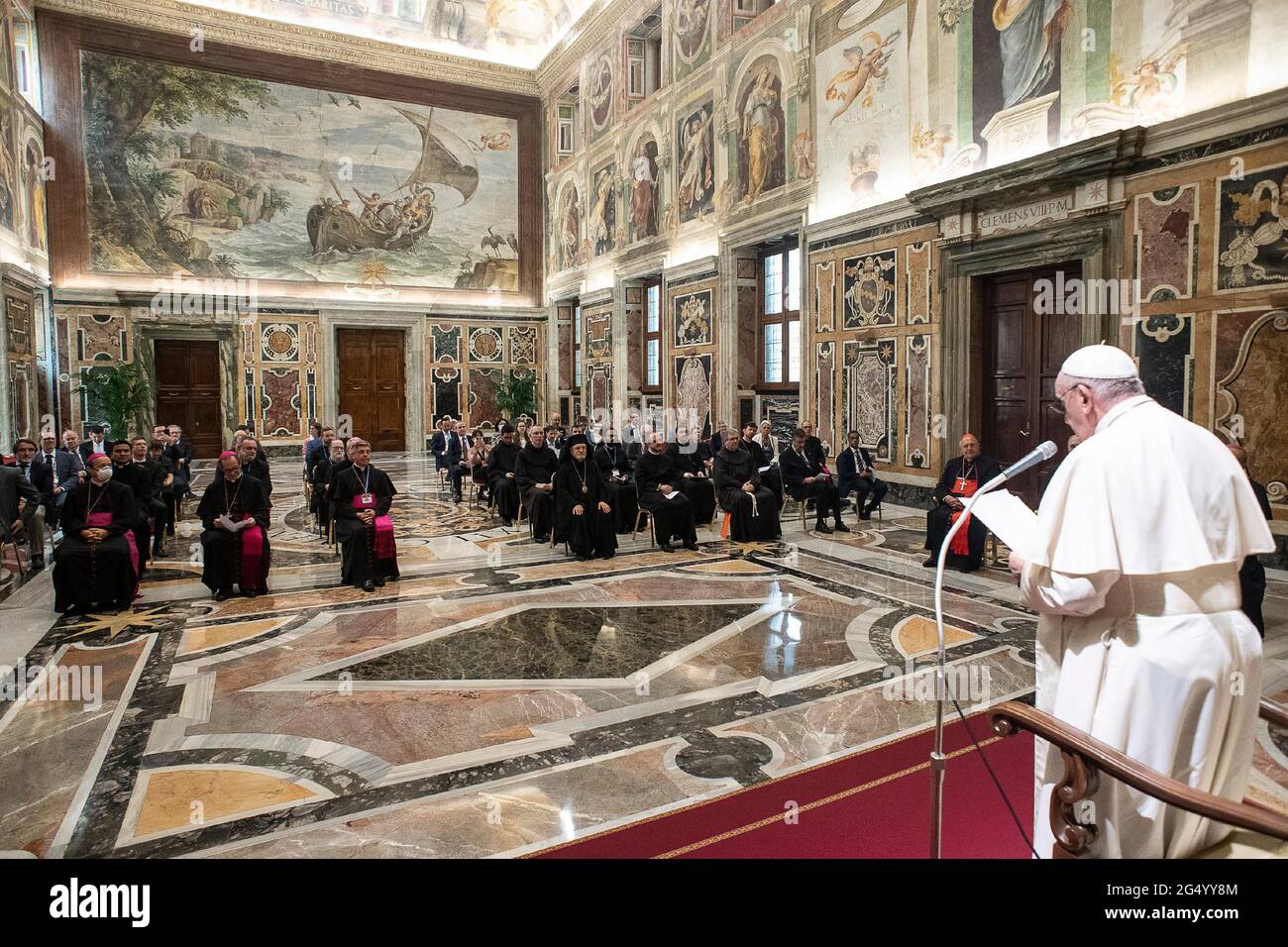 24. Juni 2021: Papst Franziskus empfing in Audienz die Teilnehmer der Versammlung der "Riunione delle Opere per l'Aiuto alle Chiese Orientali" (R.O.A.C.O.) im Vatikan. Stockfoto