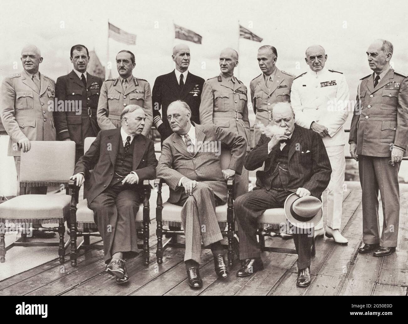 Mackenzie King, Franulin Roosevelt, Winston Churchill und das Oberkommando der US- und britischen Truppen während der Québec-Konferenz (QUADRANT). Kanada. A Stockfoto