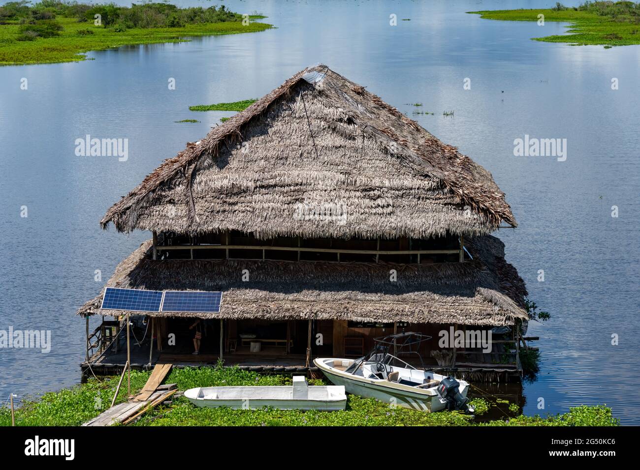 Malerischer Blick über den Fluss Itaya in Iquitos, Peru Stockfoto