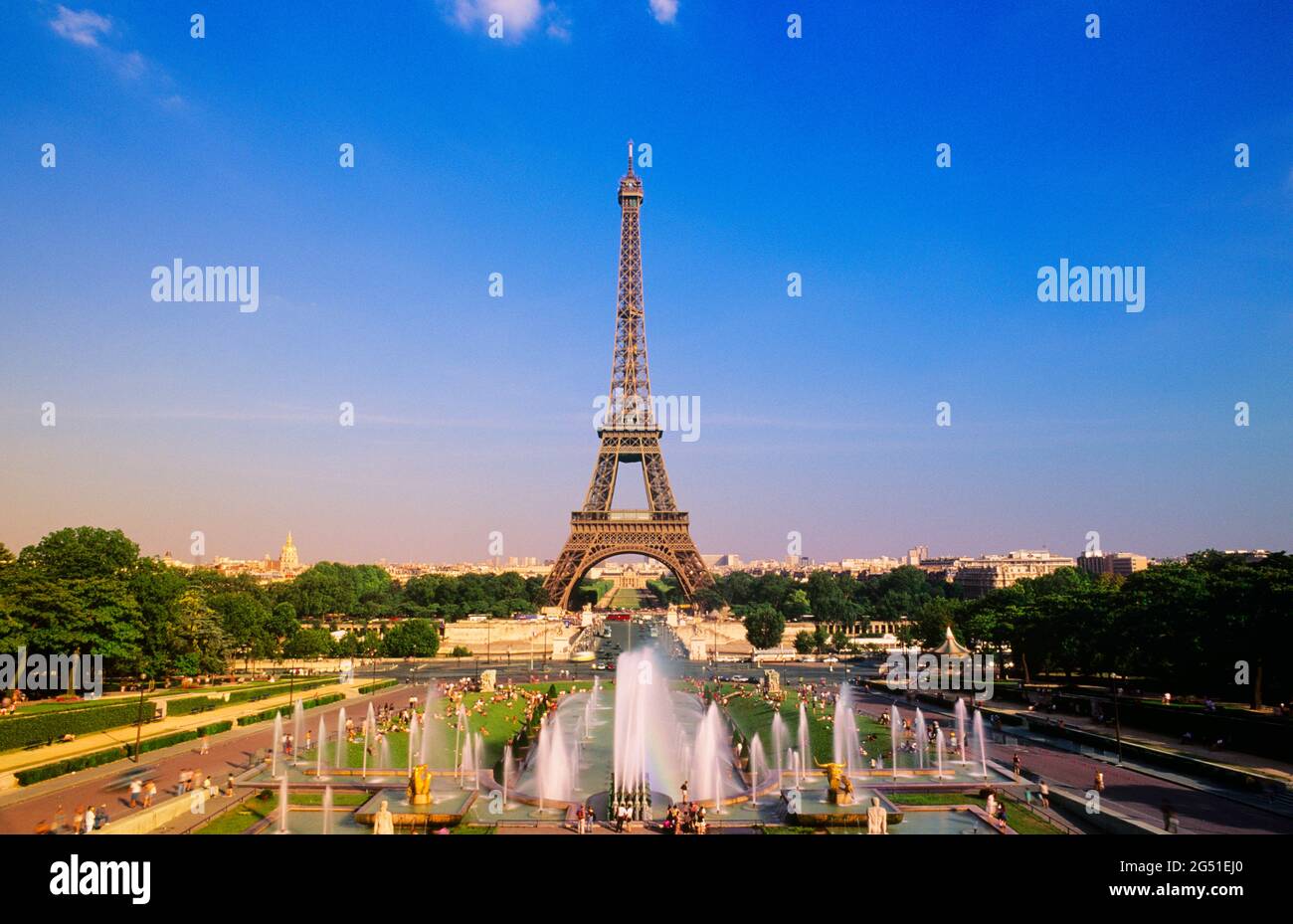 Eiffelturm und Brunnen im Quartier du Trocadero, Paris, Frankreich Stockfoto