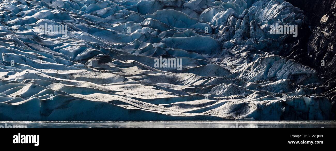 Craggy Grey Glacier am Lago Grey, Magellanes Region, Torres del Paine, Chile Stockfoto