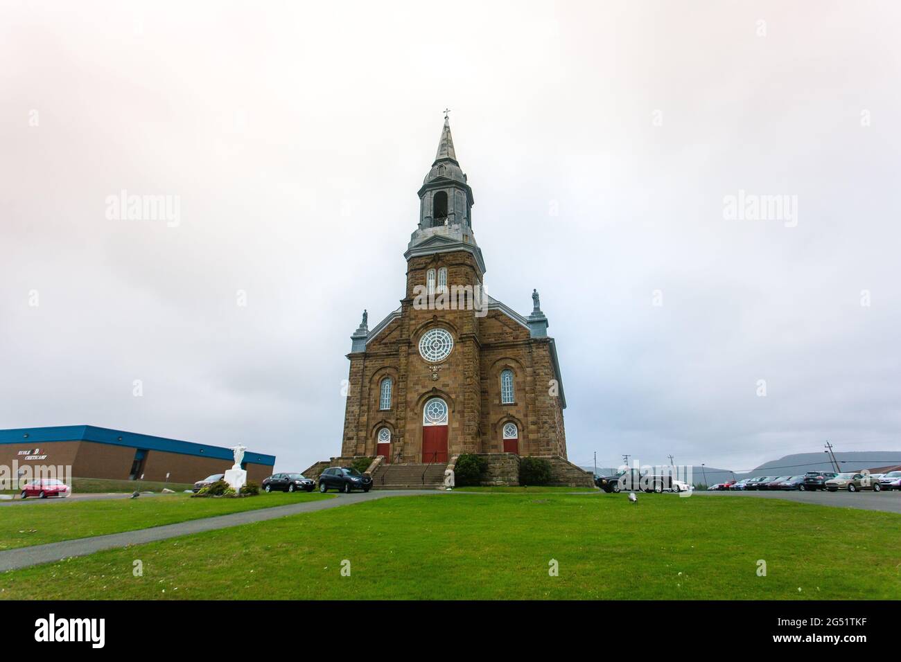 Église catholique Saint-Pierre römisch-katholische Kirche, römisch 120 Jahre alte römisch-katholische Kirche in Cheticamp, Cape Breton, Nova Scotia, Kanada Stockfoto
