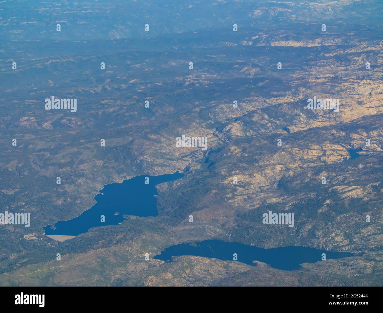 Luftaufnahme des Cherry Lake, Lake Eleanor in Kalifornien Stockfoto