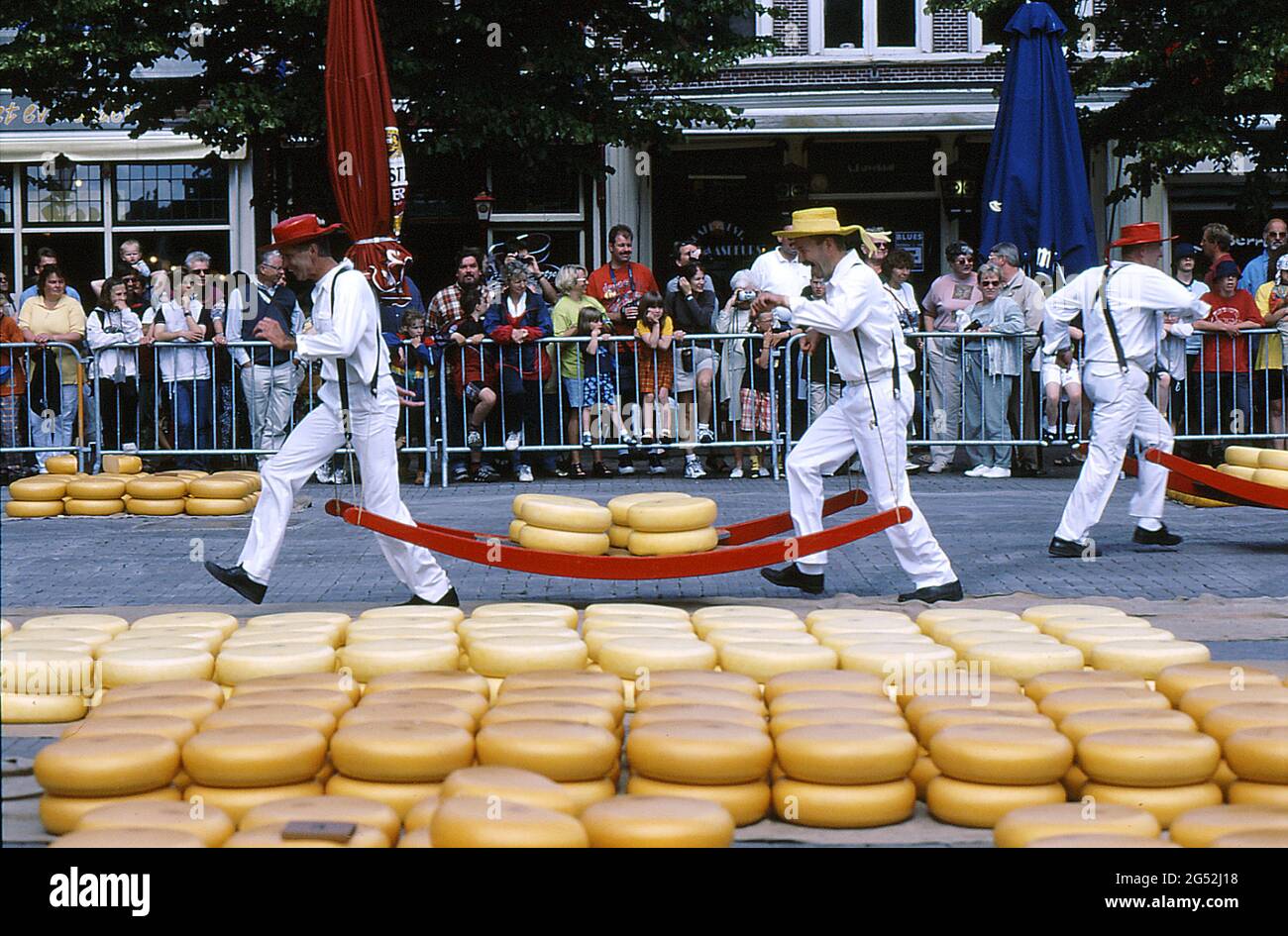 KOPENHAGEN/DÄNEMARK. 25. Juni 1999  Aalkmaar Chesse Open Market Start vom 1. freitag April bis 1. freitag september jedes Jahr ist es größte tour Stockfoto