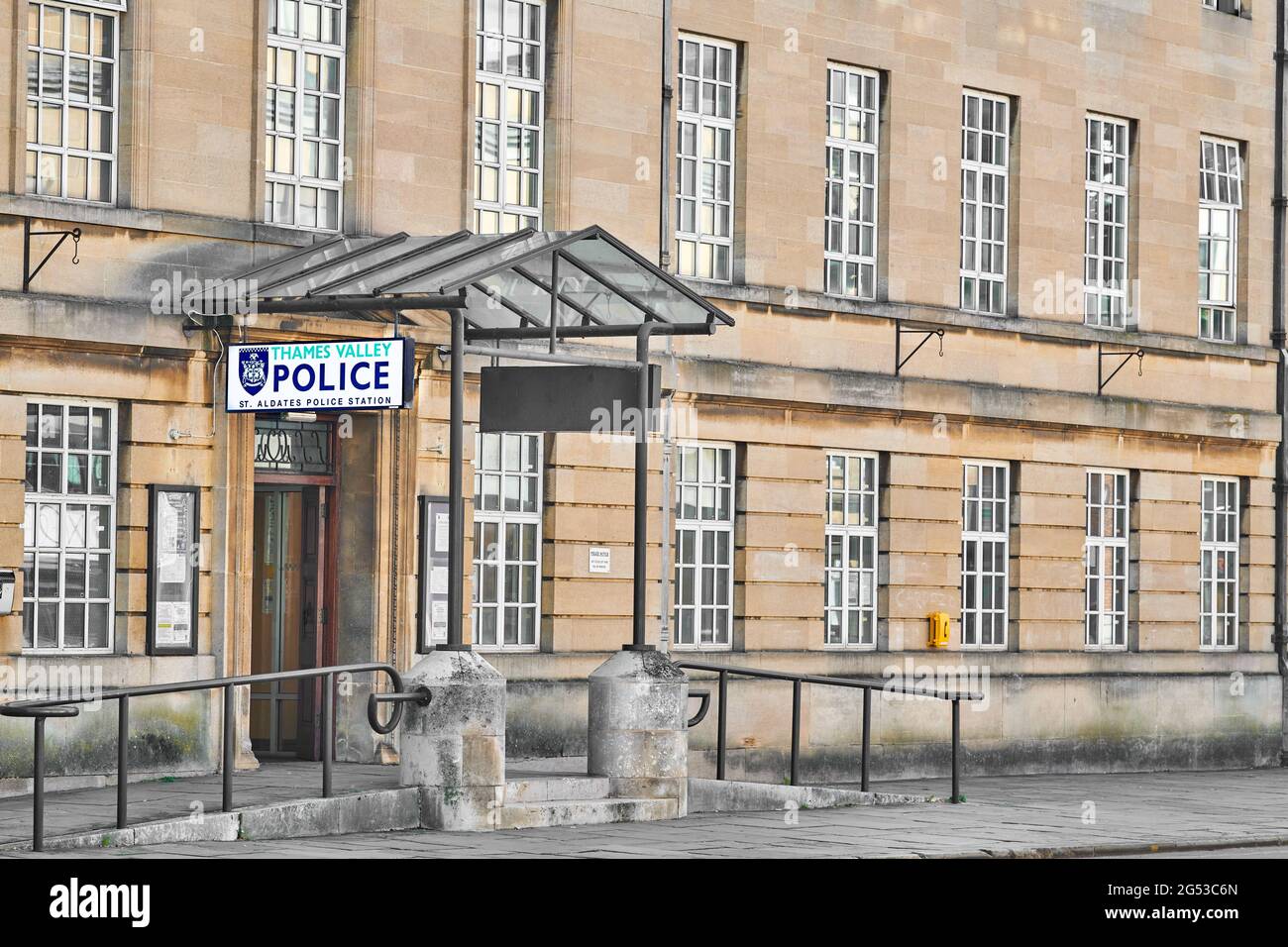 St Aldates Polizeiwache der Thames Vaalley-Truppe in Oxford, England. Stockfoto