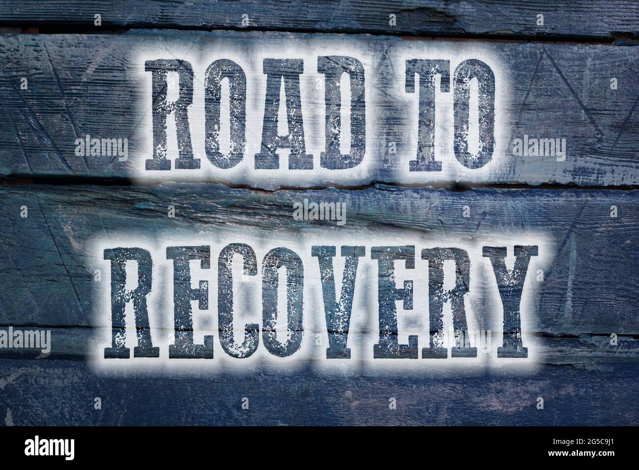 Text des „Road to Recovery“-Konzepts im Hintergrund Stockfoto