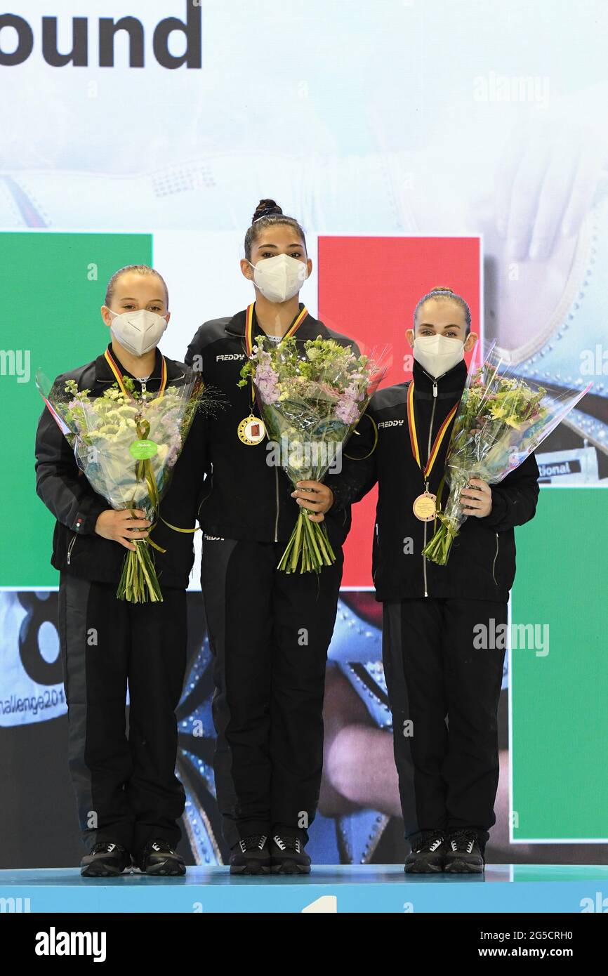 Flanders Sports Arena, Gent, Belgien, 26 Jun 2021, All Around Awards Ceremony JUNIOR1) Manila Esposito 2) Chiara Barzasi 3) Angela Andreoli während der Kunstturnen - GENT Flanders International Team Challenge 2021, Gymnastik - Photo Filippo Tomasi / LM Stockfoto