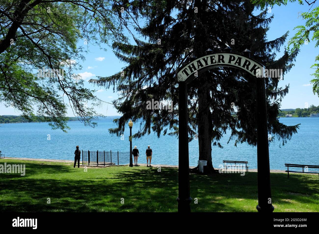 SKANEATELES, NEW YORK - 17. JUNI 2021: Thayer Park am Skaneateles Lake in Onondaga County, New York. Skaneateles ist vom Iroquois zum Long Lake. Stockfoto