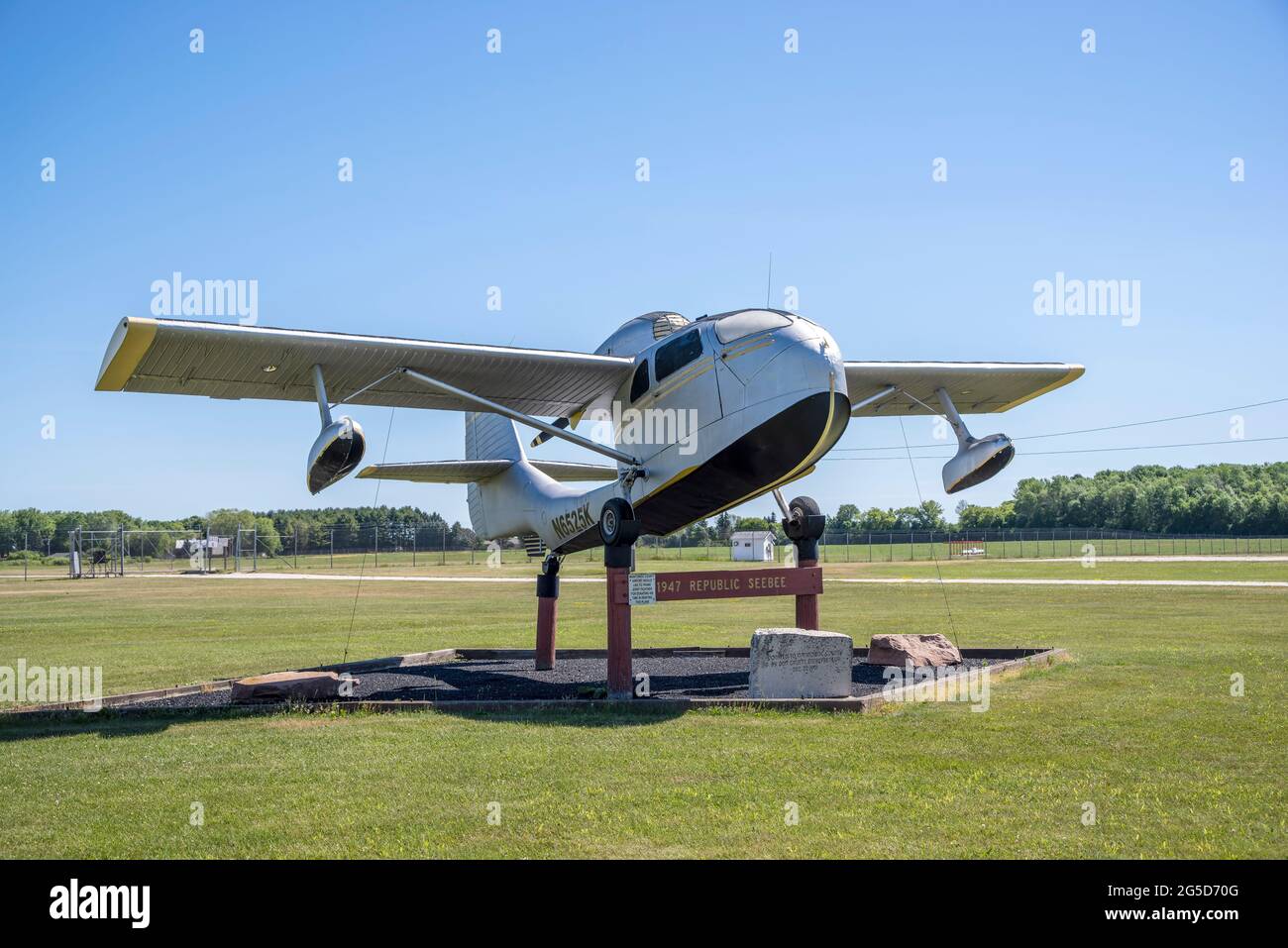 Wasserflugzeug, Amphibienflugzeug, Republic Aviation RC-3 Seabee Nummer 791 auf dem Manitowoc, Wisconsin Airport ausgestellt. Stockfoto