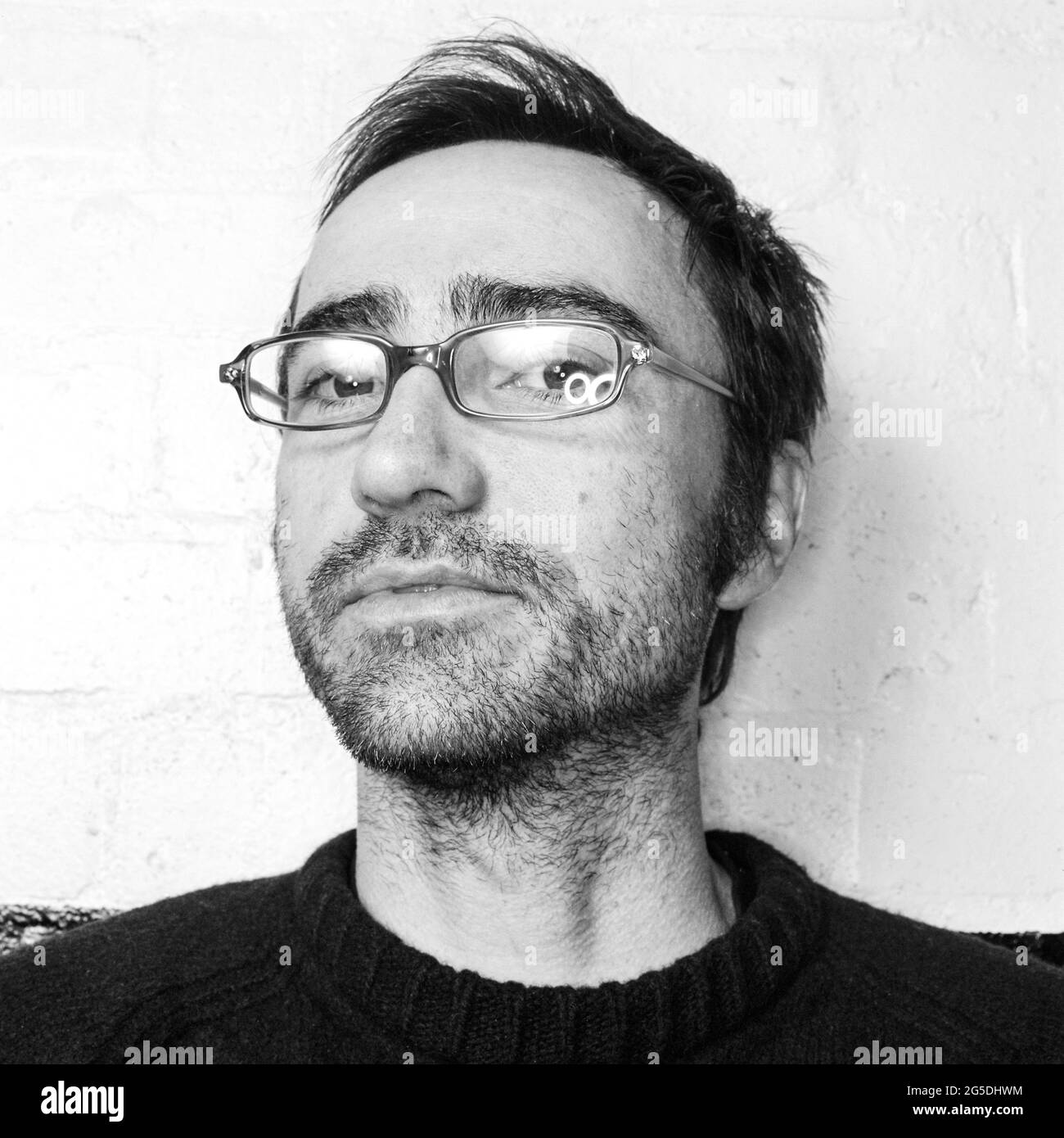 James Mercer Musiker und Lead-Sänger der Shins, fotografiert backstage an der Borderline, 12. Februar 2003 , London England. Stockfoto