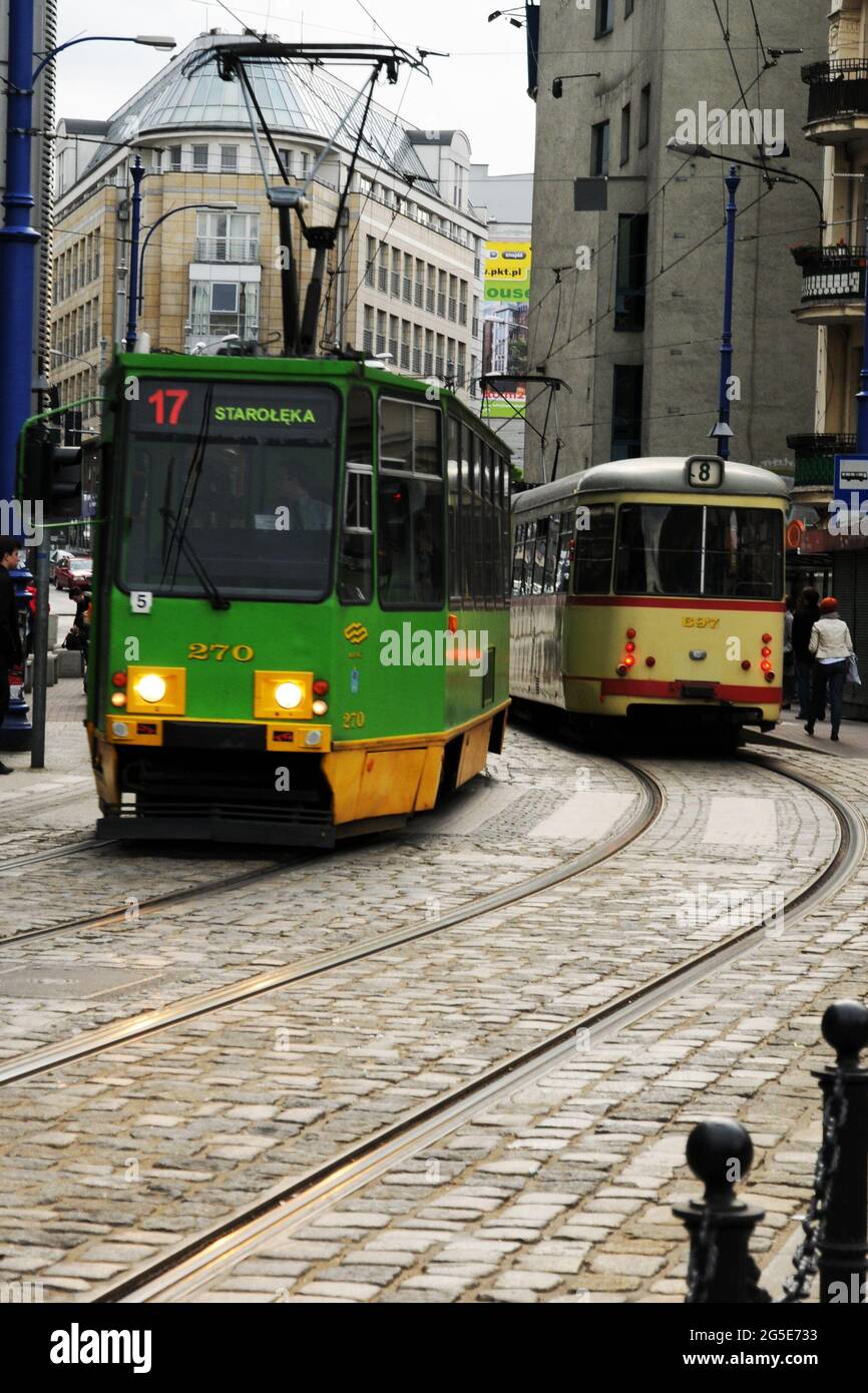 Bus di linea nella città di Pozana in Polonia Stockfoto