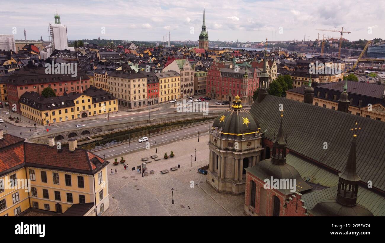 gamla Stan, nordische, bunte Häuser, Straßen in stockholm, Sehenswürdigkeiten, Panorama, skandinavisch, Skyline, Luft, Panorama, Turm, Urlaub in stockholm, Stockfoto