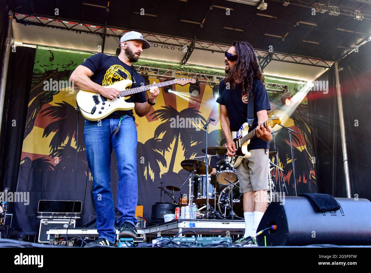 26. Juni 2021 - Orange County, Kalifornien - The Expendables auf der Bühne beim Summer Roots Festival. Foto: Ken Howard Images, Alamy Stockfoto