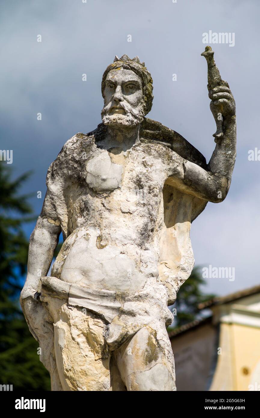 MASER, VENETIEN, ITALIEN - APRIL 13 2018 : Skulpturen in der Villa Barbaro. Stockfoto