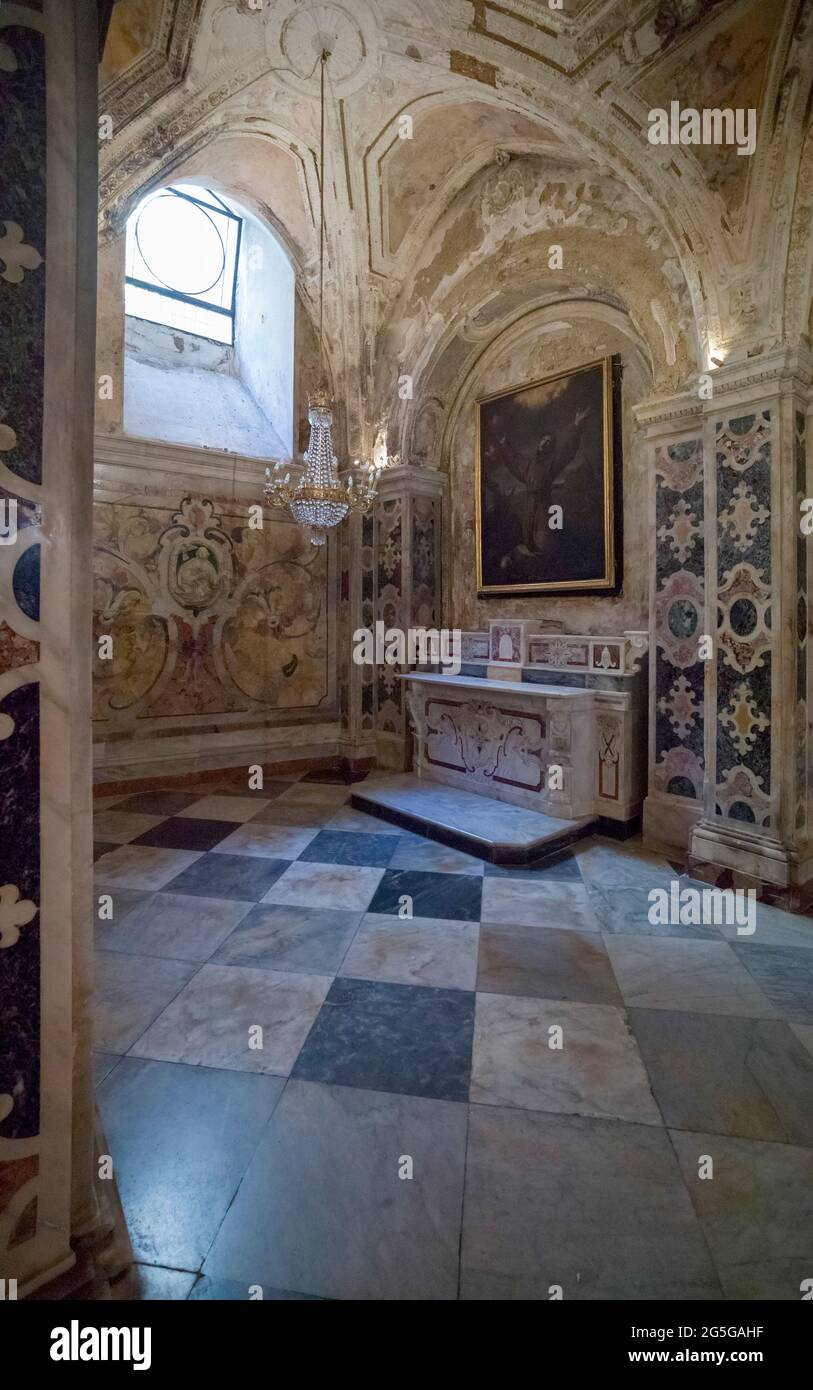 AMALFI, ITALIEN - APRIL 19 2018 : Innere der Amalfi Kathedrale. Stockfoto