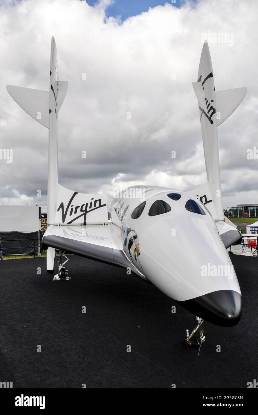 Virgin Galactic Space Plane auf der Farnborough International Airshow Messe 2012, Großbritannien. VSS Enterprise Raumschiff zwei Konzept für die kommerzielle Raumfahrt Stockfoto