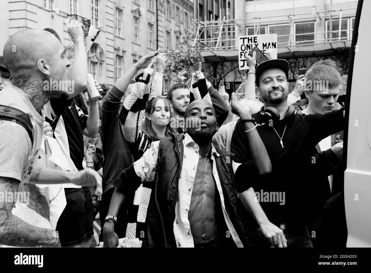 Demonstration „Save our scene“ in Zentral-London gegen die staatliche Behandlung der Künste - Theater, Nachtclubs und Konzerte am 27. Juni 2021. Stockfoto