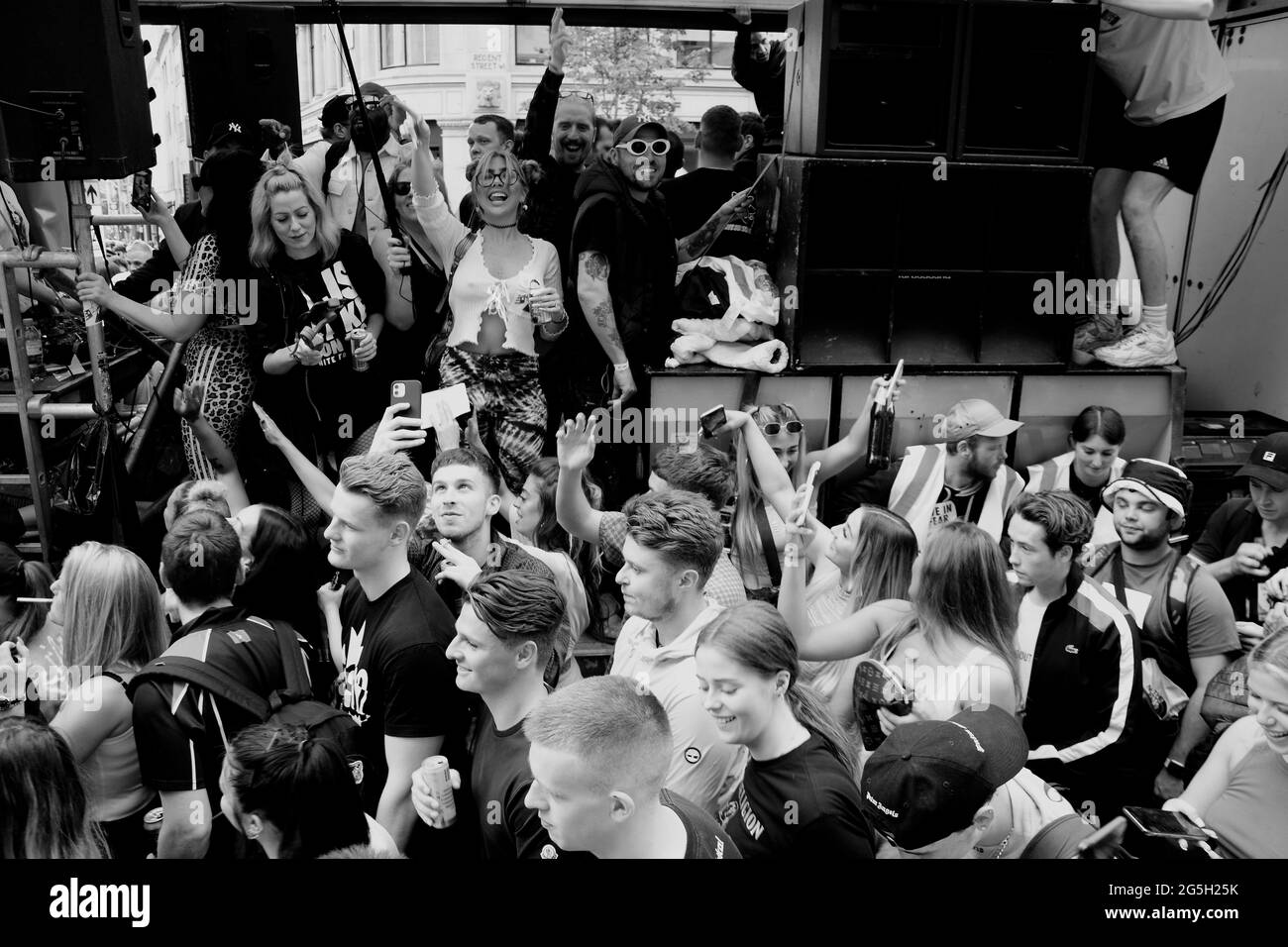 Demonstration „Save our scene“ in Zentral-London gegen die staatliche Behandlung der Künste - Theater, Nachtclubs und Konzerte am 27. Juni 2021. Stockfoto