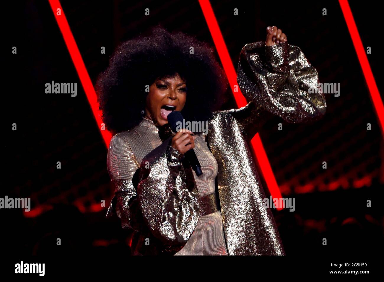Taraji P. Henson präsentiert während der BET Awards im Microsoft Theater in Los Angeles, Kalifornien, USA, 27. Juni 2021. REUTERS/Mario Anzuoni Stockfoto