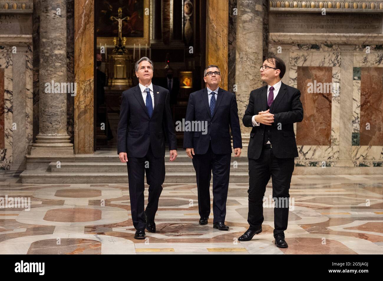 Vatikan. Juni 2021. US-Außenminister Antony Blinken besucht im Vorfeld seiner Begegnung mit Papst Franziskus im Rahmen seiner drei-Nationen-Europatour am 28. Juni 2021 den Saal der Regia im Apostolischen Palast im Vatikan. Quelle: dpa picture Alliance/Alamy Live News Stockfoto