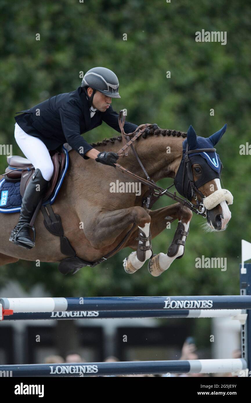 Sameh EL DAHAN (EGY) mit WKD AIMEZ MOI, Longines Global Champions Tour, großer Preis von Paris beim Longines Paris Eiffel Jumping 2021, Longines Global Champions Tour Equestrian CSI 5 am 26. Juni 2021 im Champs de Mars in Paris, Frankreich - Foto Christophe Bricot / DPPI Stockfoto