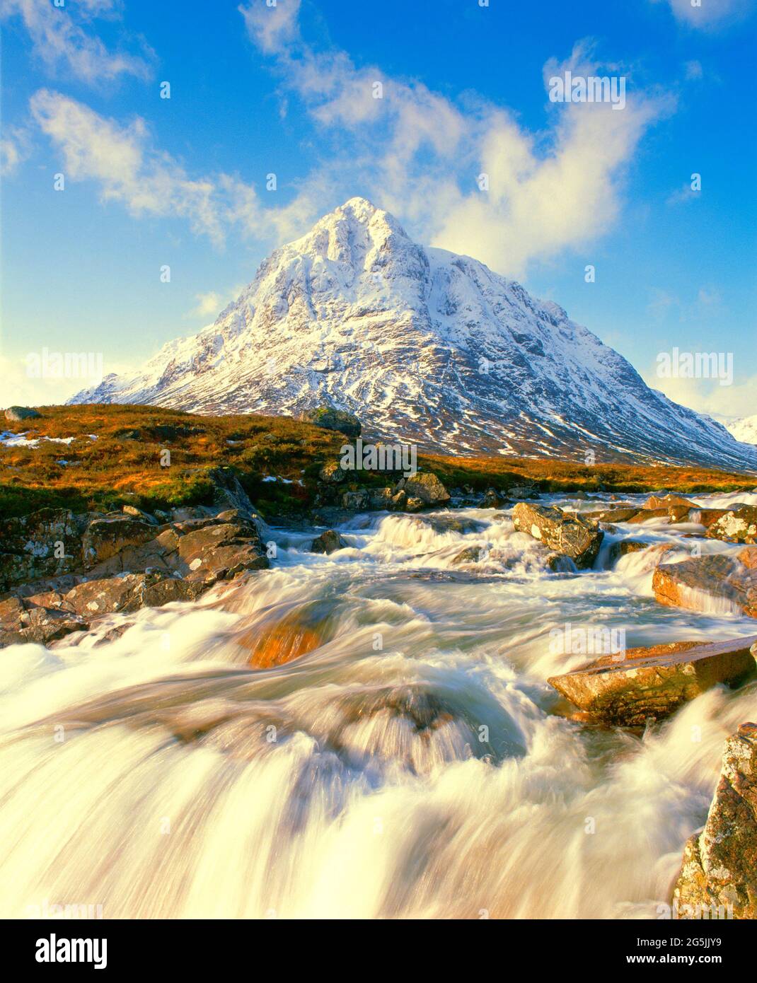 Großbritannien, Schottland, Highlands, Royal Forest, Buchaille Etive Mor, River Coe, Winter, Stockfoto