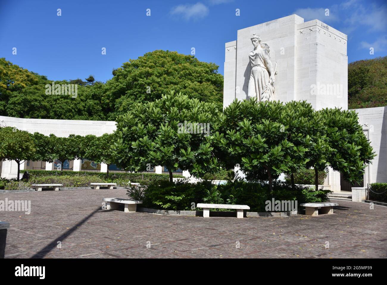 Oahu, Hi. USA 6/5/2021. National Memorial Cemetery of the Pacific. Ruhestätte für 61,000. 53,000 aus dem Ersten und Zweiten Weltkrieg, Korea und Vietnam. Stockfoto
