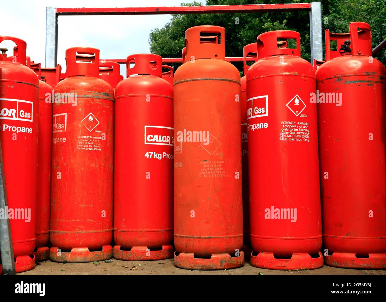 Calor Gas, 47-kg-Flaschen, Propangasflaschen, England, Großbritannien Stockfoto