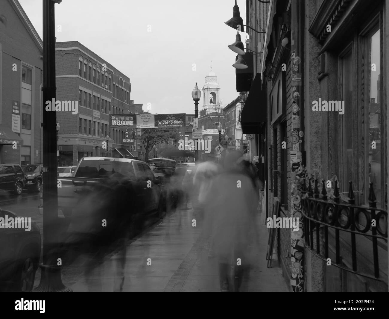 Langzeitbelichtung aufgenommen in der Hanover Street, Boston. Stockfoto