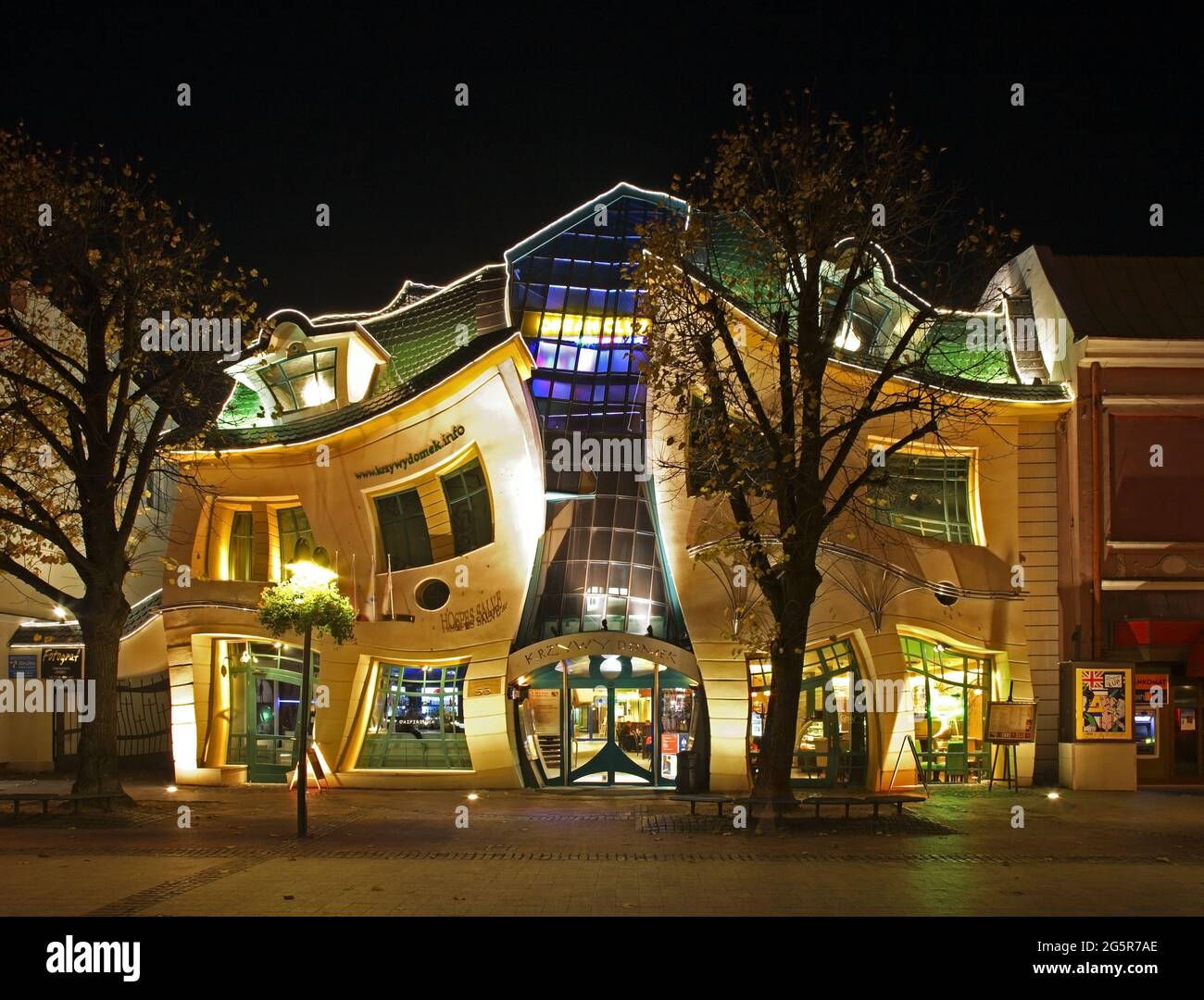 Crooked little house (in Sopot Krzywy Domek). Polen Stockfoto