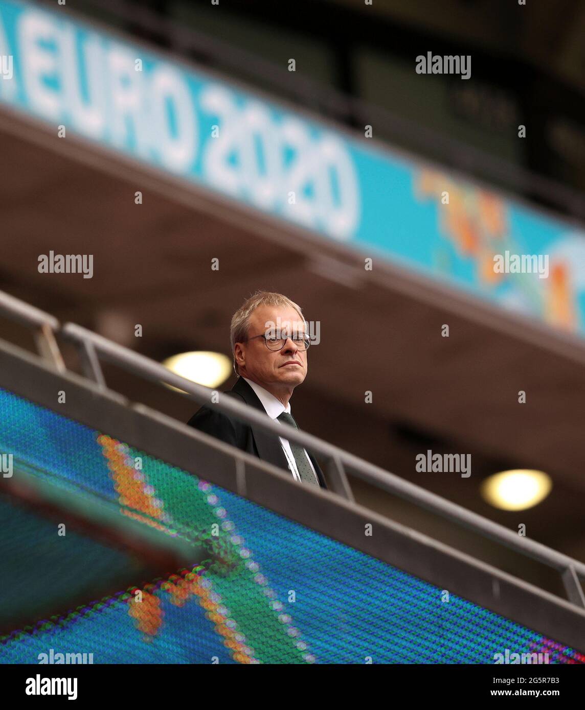 London, Großbritannien, 29. Juni 2021, EURO 2020, Europameisterschaft 2020, Round of 16 eng, England - GER, Deutschland Peter PETERS bei der Tribvºne Credit: dpa/Alamy Live News Stockfoto