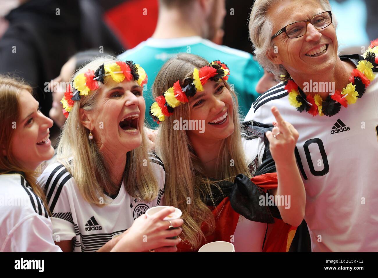 London, Großbritannien, 29. Juni 2021, EURO 2020, Europameisterschaft 2020, Round of 16 eng, England - GER, Deutschland Fans Deutschland Kredit: dpa/Alamy Live News Stockfoto