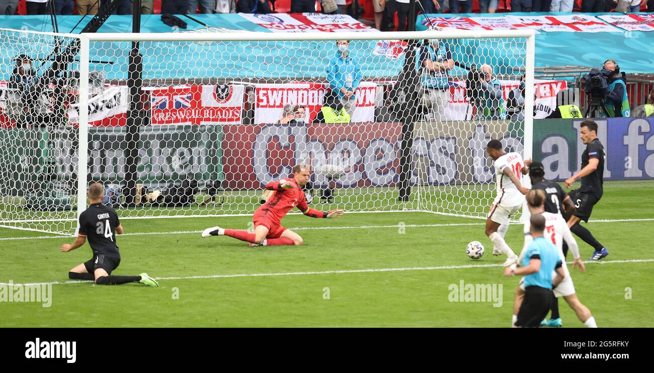 London, Großbritannien, 29. Juni 2021, EURO 2020, Europameisterschaft 2020, Runde 16 eng, England - GER, Deutschland Raheem STERLING, eng, Ziel 1:0 gegen NEW/dpa/Alamy Live News Stockfoto