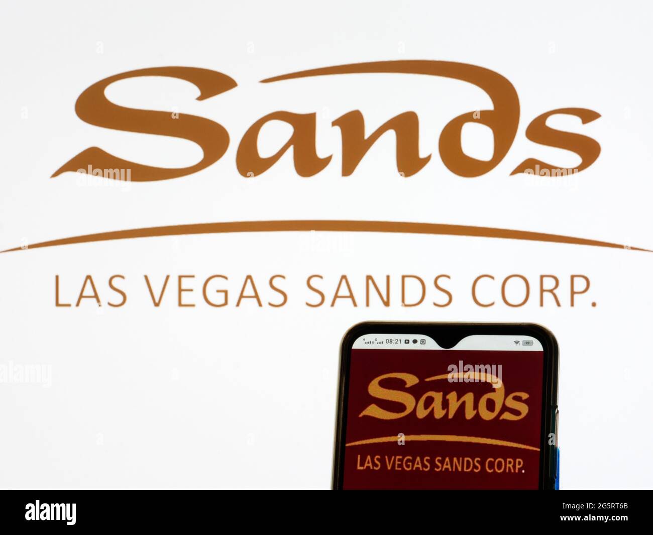 Ukraine. Juni 2021. In dieser Abbildung ist ein Logo der Las Vegas Sands Corporation zu sehen, das auf einem Smartphone angezeigt wird. (Foto von Igor Golovniov/SOPA Images/Sipa USA) Quelle: SIPA USA/Alamy Live News Stockfoto